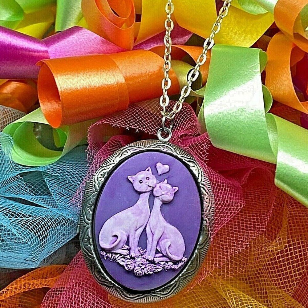 Purple Cat Lover Heart Locket Cameo Necklace Photo Valentines Day Gift Lover 28$
